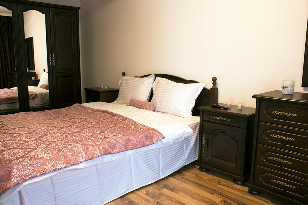 Apartament Mountain Life บุชเตนี ภายนอก รูปภาพ