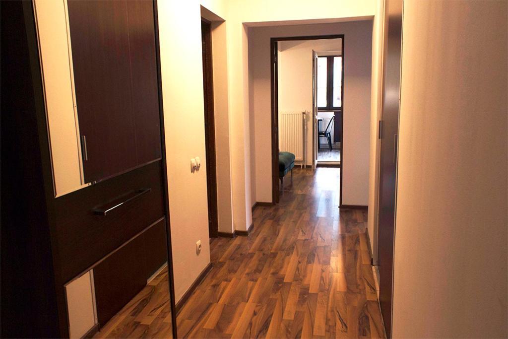 Apartament Mountain Life บุชเตนี ภายนอก รูปภาพ