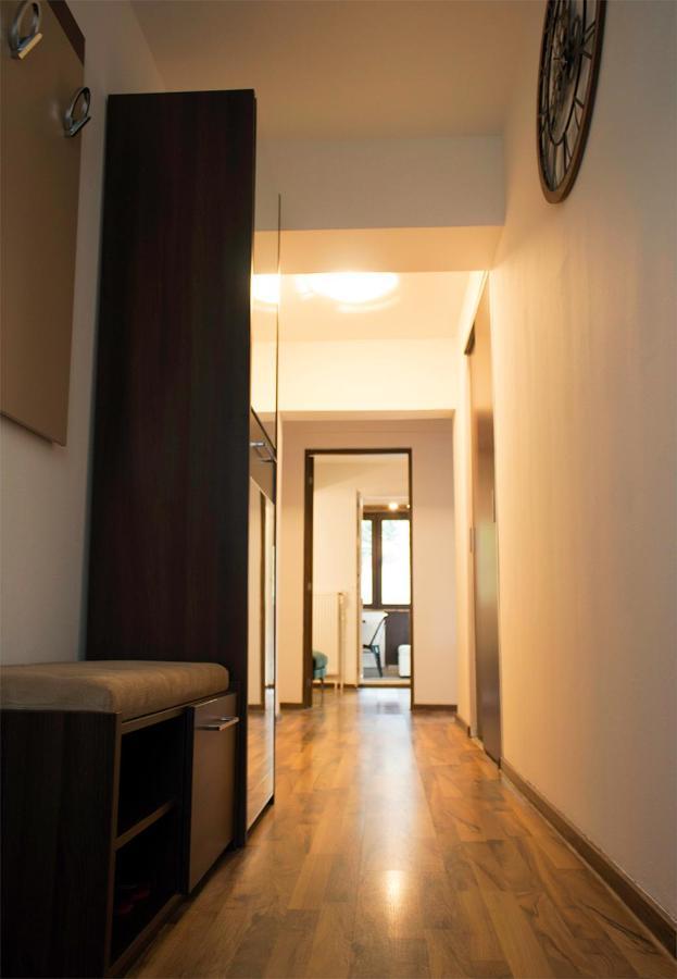 Apartament Mountain Life บุชเตนี ภายนอก รูปภาพ